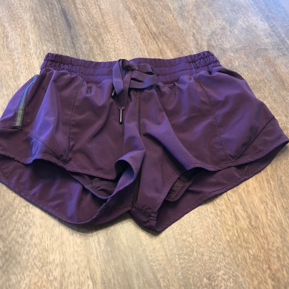 Hotty Hot plum short